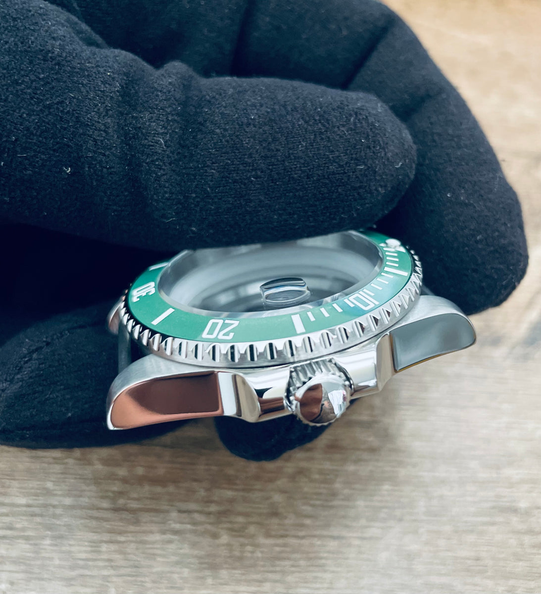 Boîtier de montre style Explorer pour mouvement ETA 2824 36mm – ALPHA EUROPE Boîtier de montre style Explorer pour mouvement ETA 2824 36mm – ALPHA EUROPE